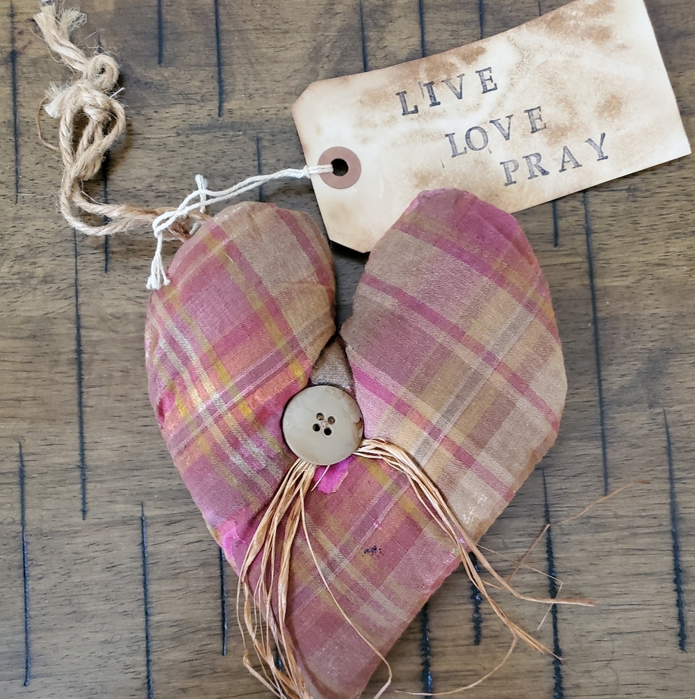 Primitive Grungy Plaid Fabric Heart Ornament Rustic Homespun Bowl Filler